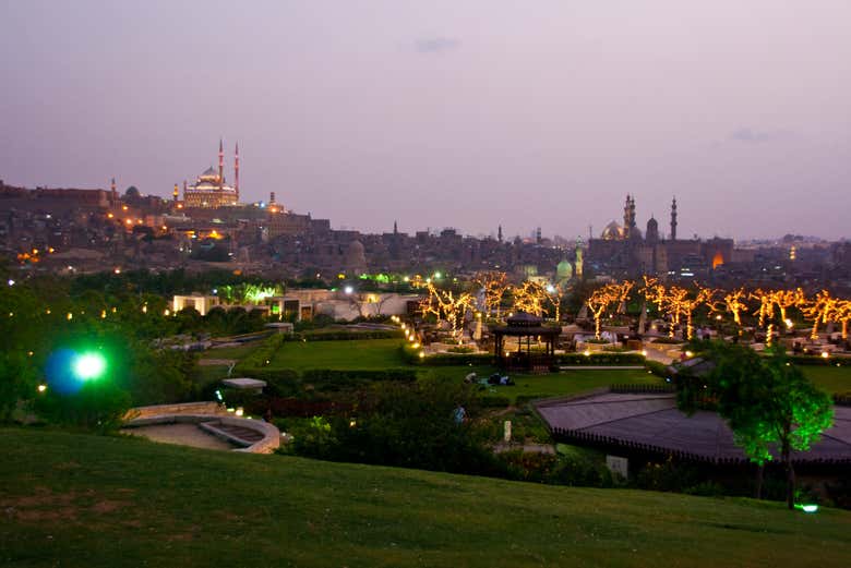 Vistas panorámicas de El Cairo desde el parque Al-Azhar
