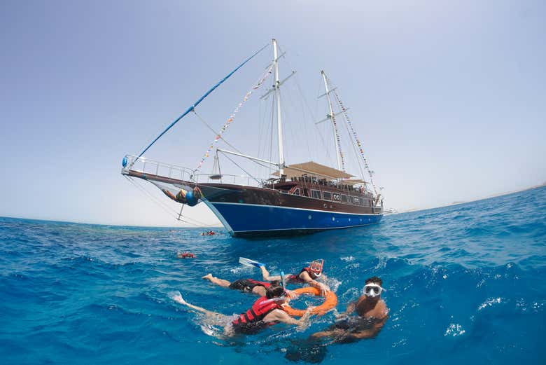 Haciendo snorkel en el Mar Rojo